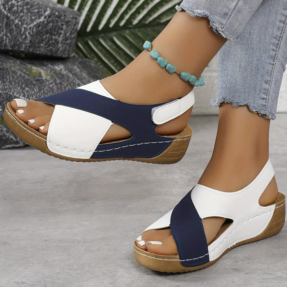 Yola™ | Slides