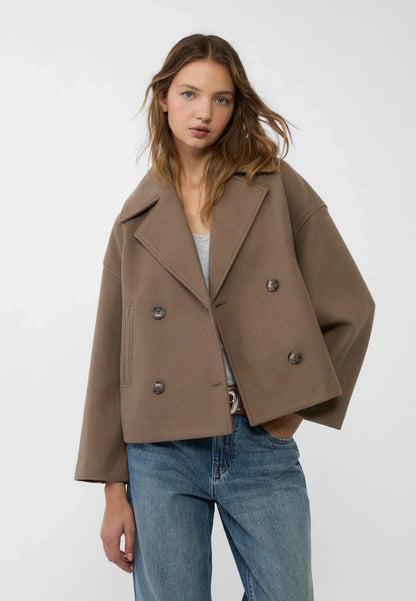 Elara™ | Chice kurze Jacke mit doppelreihiger Knopfleiste