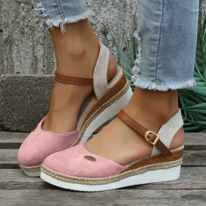 Lily | Damensandalen mit verstellbarer Passform und mit Plateau-Sohle