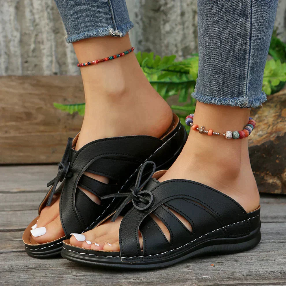 Mirella™ | Keilsandalen mit Knotendetail
