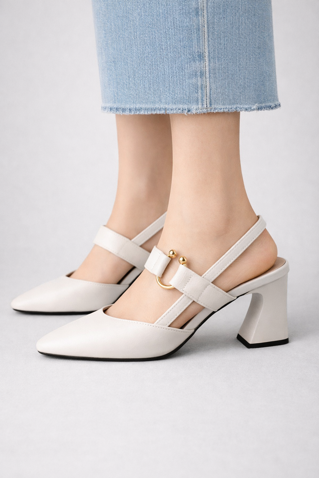 Valeria | Damenpumps mit verstellbarer Passform und mit Fersenriemen